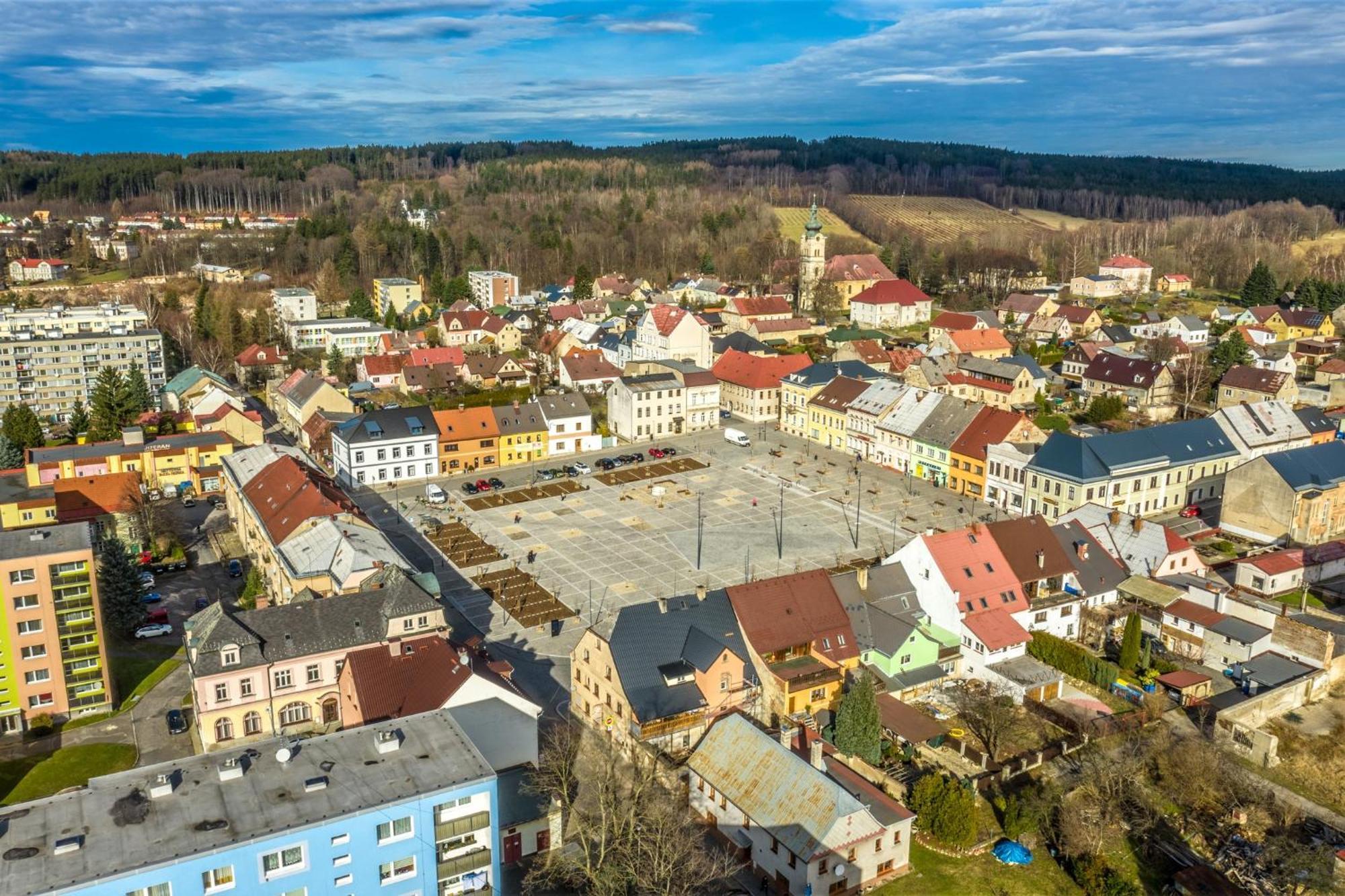 Ubytovani Na Namesti Nove Mesto pod Smrkem Εξωτερικό φωτογραφία